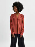 Selected HENLEY V-NECK STRAIGHT FIT TOP, Chili Oil, highres - 16079688_ChiliOil_003.jpg