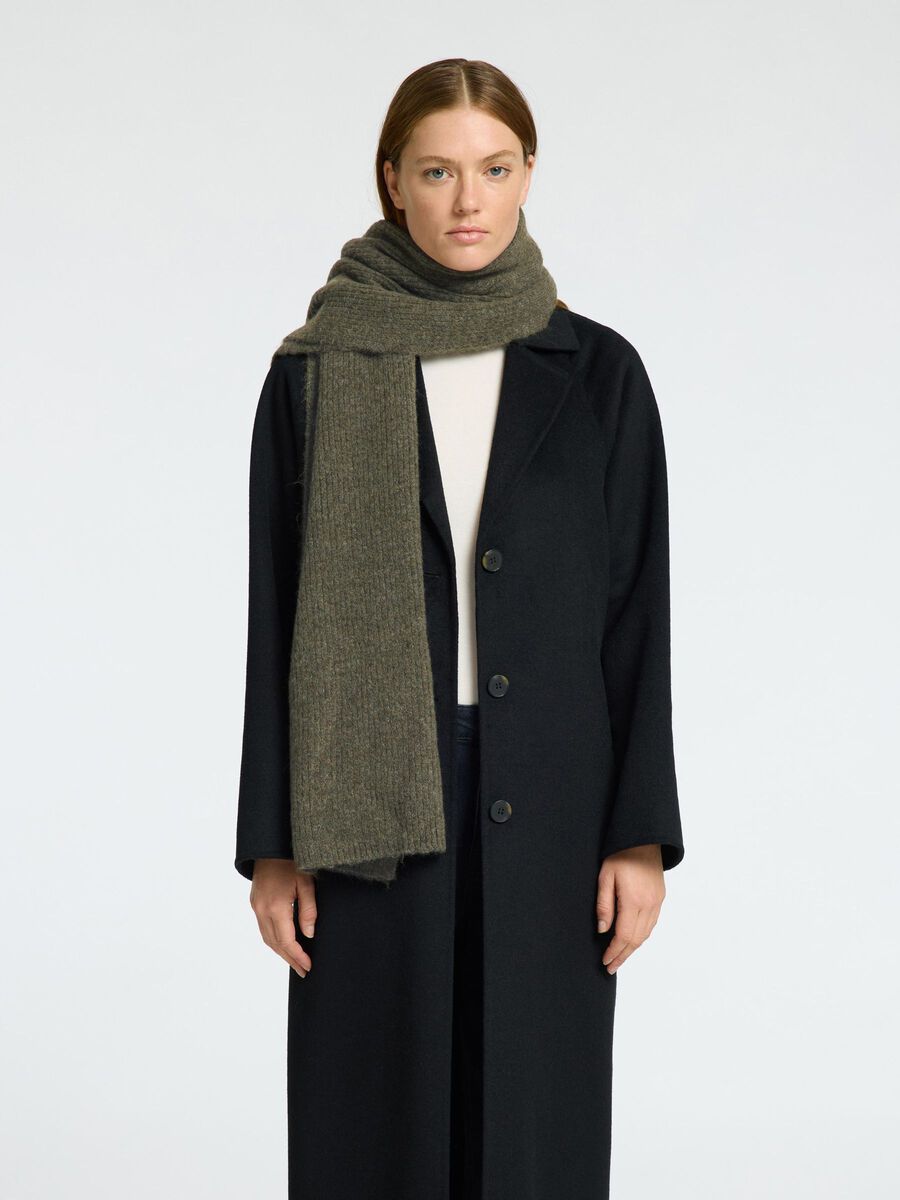 Selected RIBBED WOOL BLEND SCARF, Kalamata, highres - 16091496_Kalamata_1062334_003.jpg