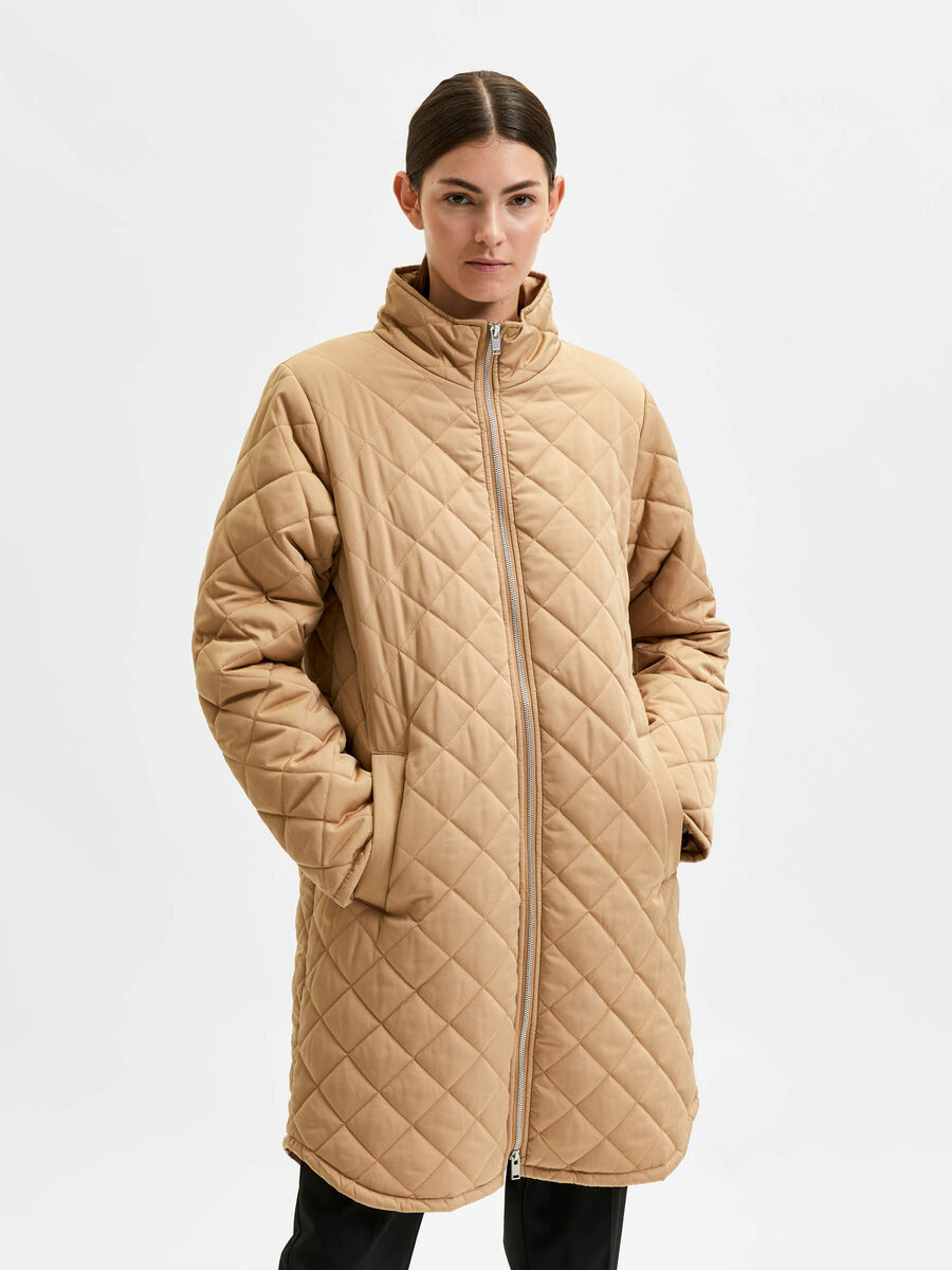 Selected QUILTED COAT, Tannin, highres - 16082400_Tannin_003.jpg