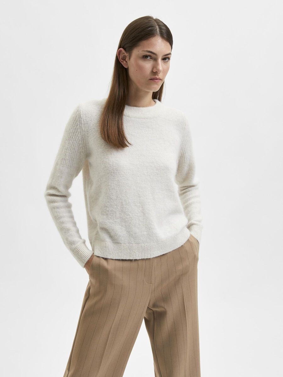 Selected ZACHTE WOLLEN SWEATER, Snow White, highres - 16069918_SnowWhite_003.jpg