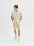 Selected COUPE LARGE SHORTS EN JEAN, Sand, highres - 16084040_Sand_005.jpg