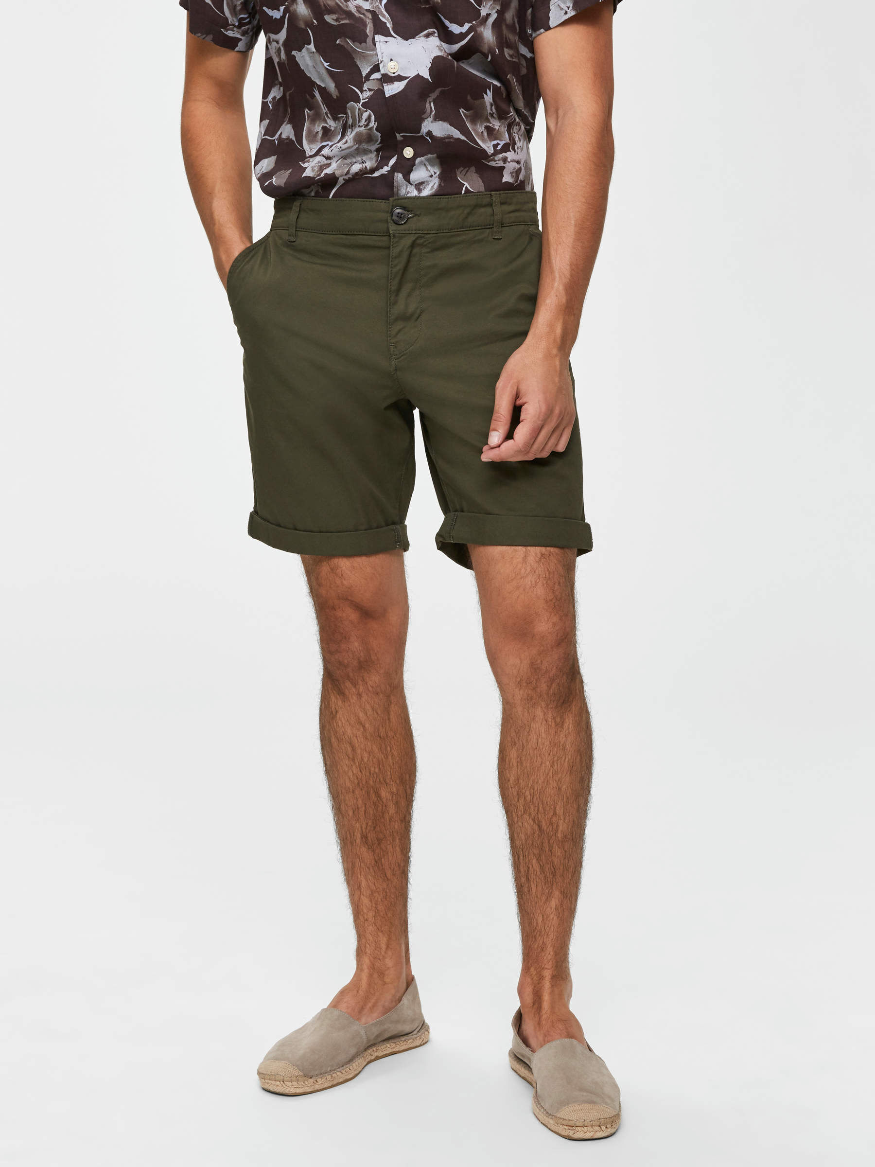 SLHPARIS REGULAR FIT CHINO SHORTS Green SELECTED HOMME