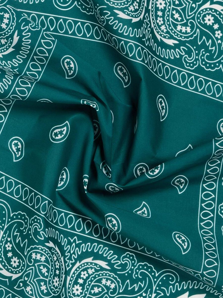 Selected PRINTED SCARF, Rain Forest, highres - 16093436_RainForest_005.jpg