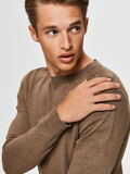 Selected LONG-SLEEVED KNITTED JUMPER, Teak, highres - 16074682_Teak_778122_006.jpg