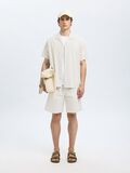 Selected SEERSUCKER SHORT SLEEVED SHIRT, Egret, highres - 16097618_Egret_1184302_005.jpg