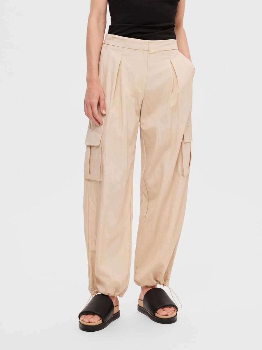 Selected LOOSE PARACHUTE PANTS, Tannin, highres - 16092140_Tannin_003.jpg