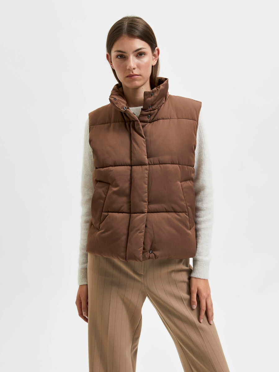 Selected PUFFER GILET, Carafe, highres - 16083222_Carafe_003.jpg