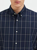 Selected BUTTON-DOWN SKJORTA, Dark Sapphire, highres - 16087696_DarkSapphire_997767_006.jpg