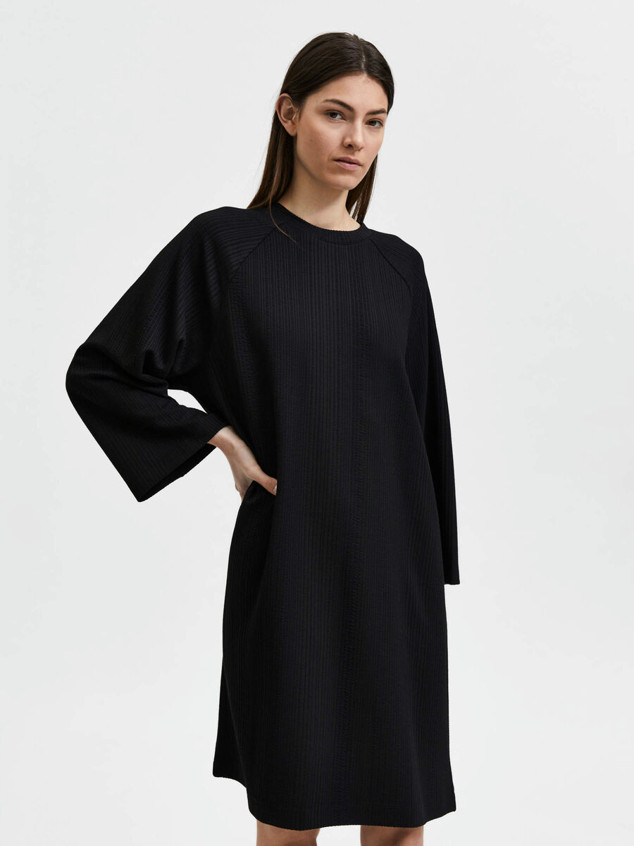 Selected PLISSÉE MINI-ROBE, Black, highres - 16085633_Black_003.jpg