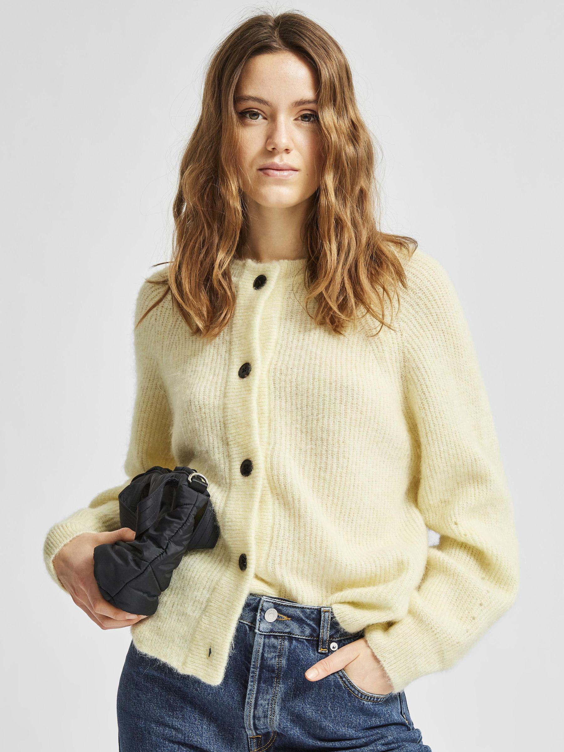 BUTTONED SHORT CARDIGAN Yellow SELECTED FEMME