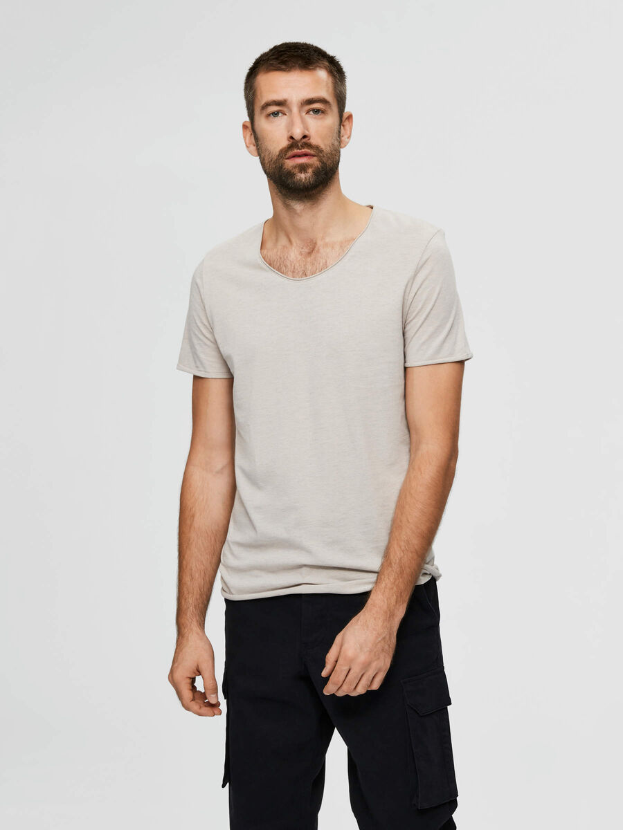 Selected DEEP NECK ORGANIC COTTON - T-SHIRT, Dove, highres - 16070799_Dove_718494_003.jpg