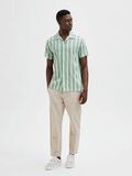 Selected CUELLO CUBANO CAMISA, Green Lily, highres - 16084639_GreenLily_931758_005.jpg