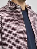 Selected CORTE SLIM CAMISA, Winetasting, highres - 16058640_Winetasting_817040_006.jpg