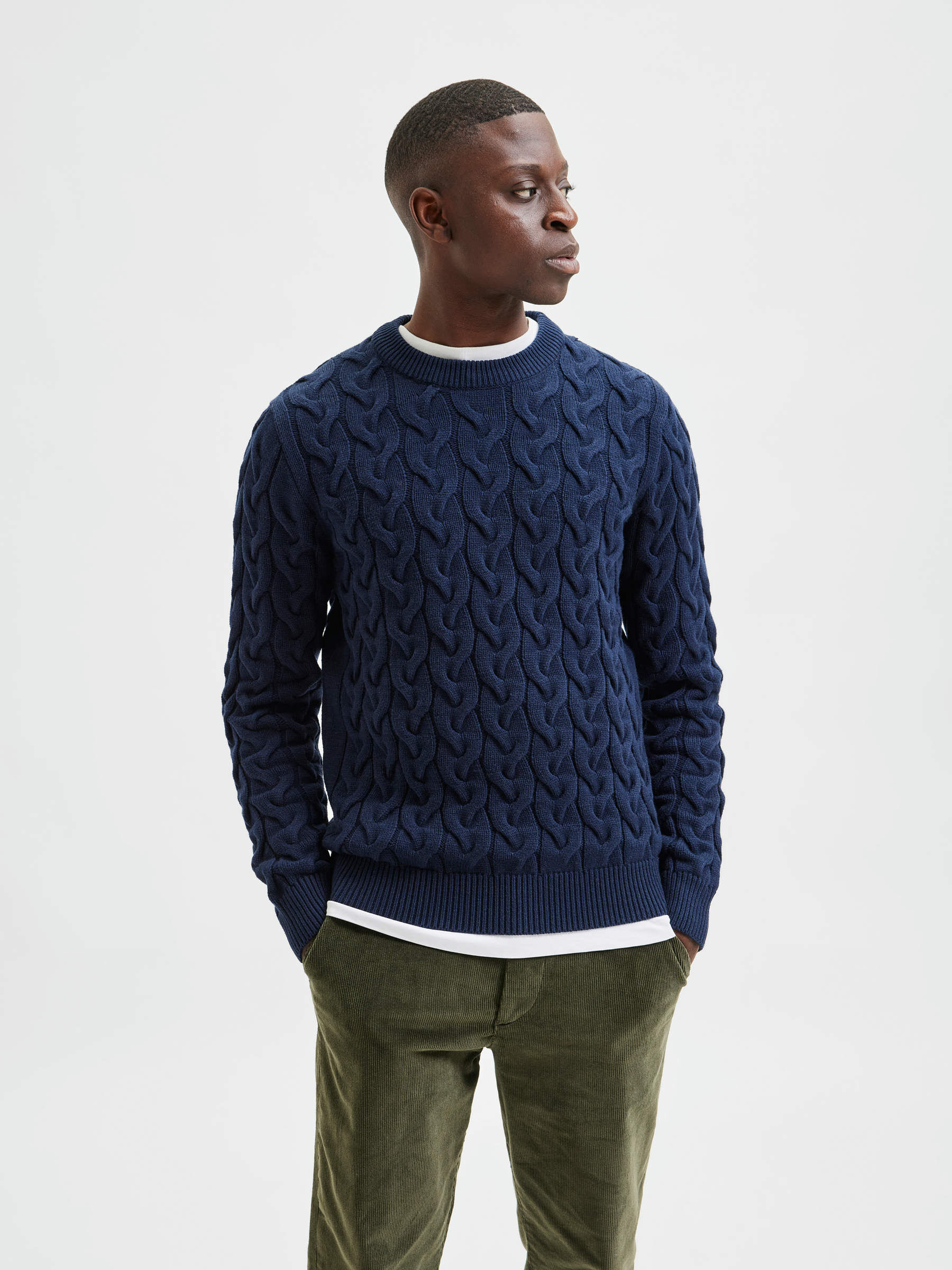 Cable knit jumper navy online