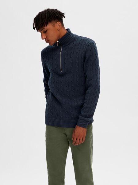 Selected SWETER, Sky Captain, highres - 16092499_SkyCaptain_003.jpg