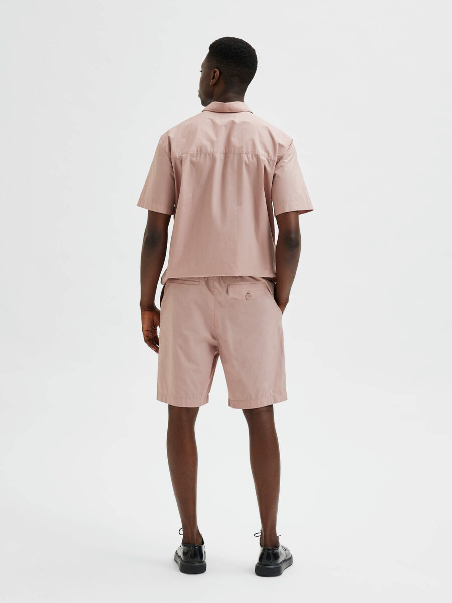 Selected LOOSE FIT BERMUDA SHORT, Fawn, highres - 16084432_Fawn_004.jpg