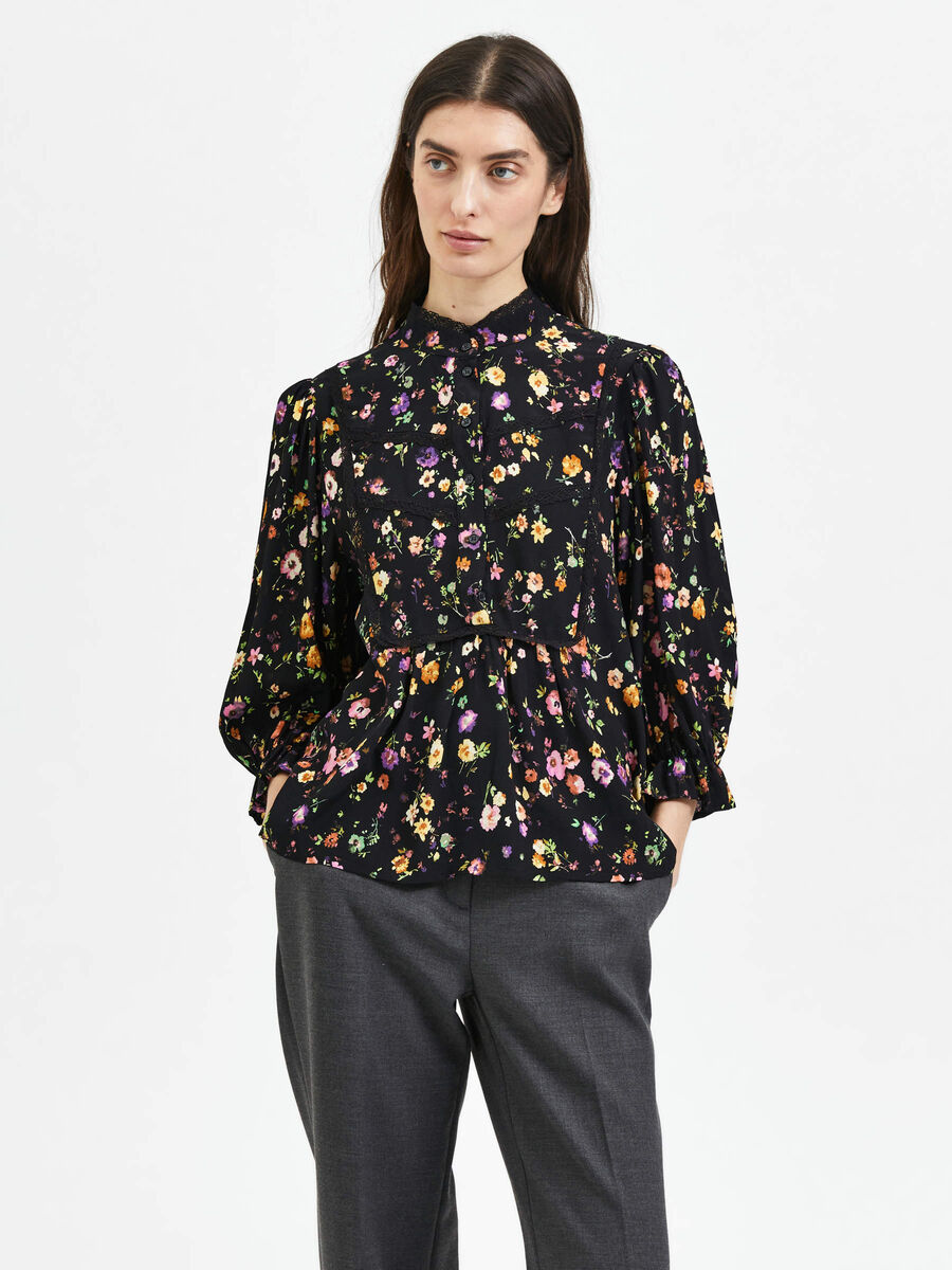 fløjl slå kandidatgrad BLOMSTRET BLUSE | Sort | SELECTED FEMME®