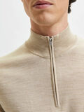 Selected QUARTER ZIP PULLOVER, Simply Taupe, highres - 16085081_SimplyTaupe_940967_006.jpg