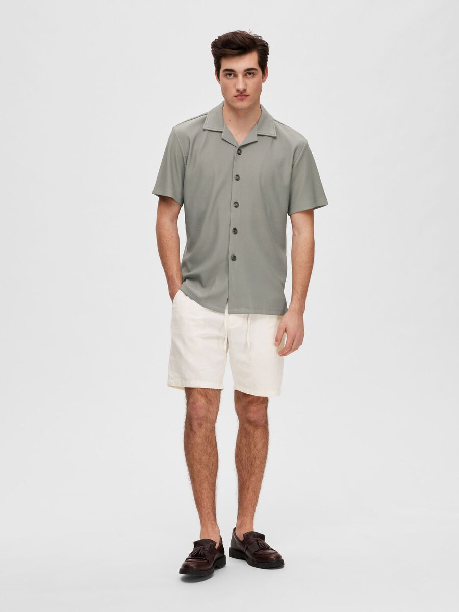 Shop the Look - slhpsy2023w16wedapr92_16090778_Vetiver_005.jpg