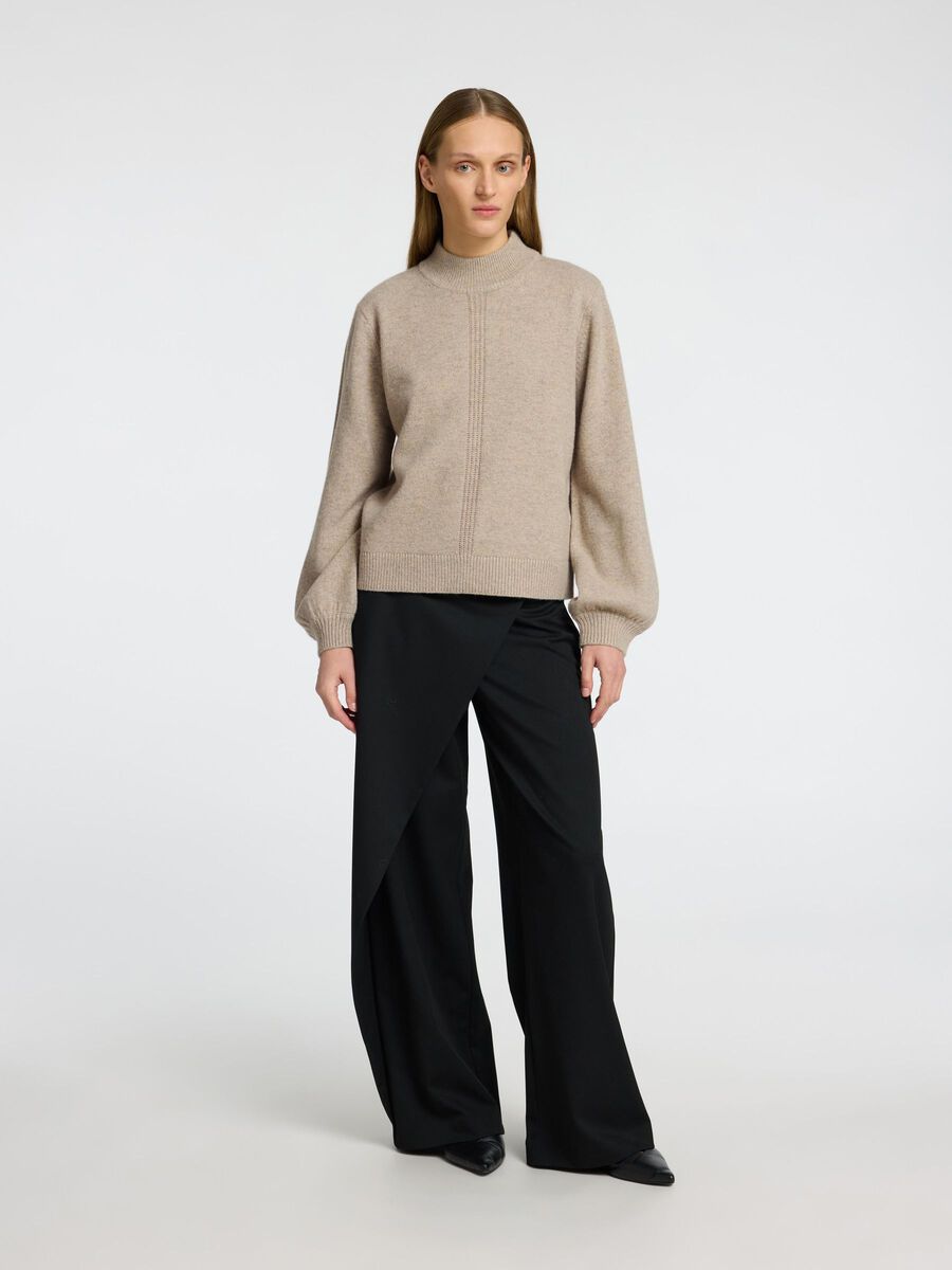 Shop the Look - slfpsy2025w2frijan19_1736496118762_16097386_Oatmeal_005.jpg