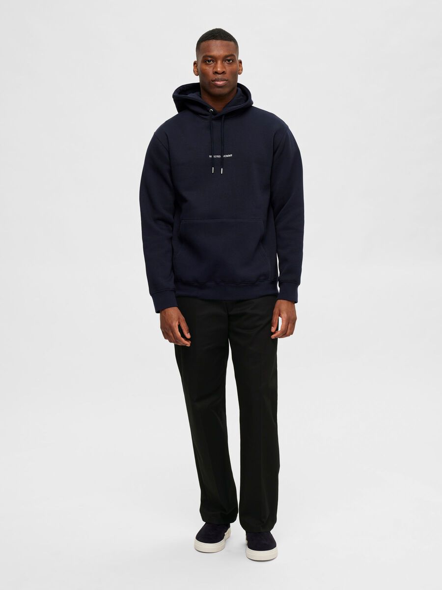 Shop the Look - slhpsy2023w18tuemay15_16090432_SkyCaptain_005.jpg