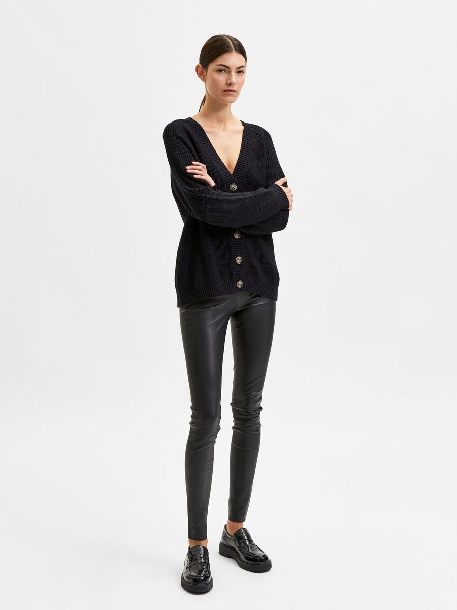 Shop the Look - slfpsy2022w35friaug40_16082276_Black_005.jpg