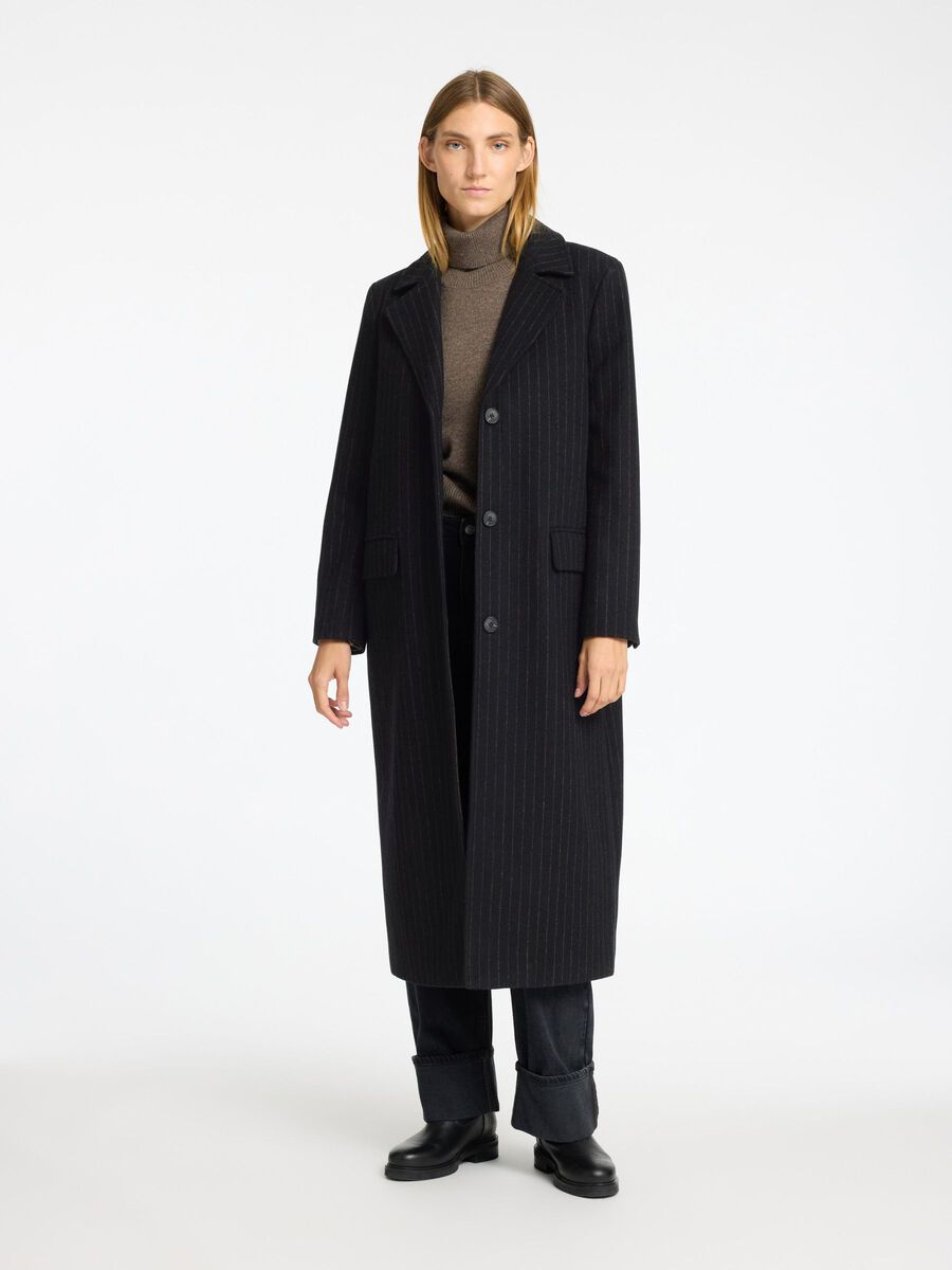Shop the Look - slfpsy2024_content_nov_11_1747316569015_16094226_Black_1112662_005.jpg