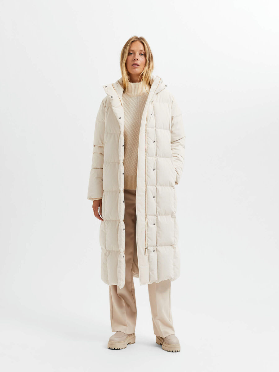 Shop the Look - slfpsy2022w33wedaug11_1697016239023_16085083_Sandshell_005.jpg