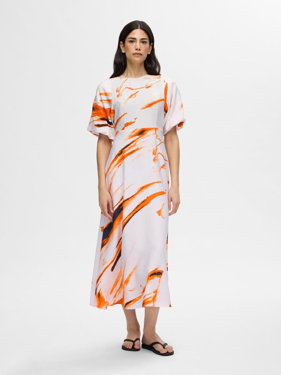 Shop the Look - slfpsy2024_content_jul_6_1747316568278_16094132_CradlePink_1109642_005.jpg