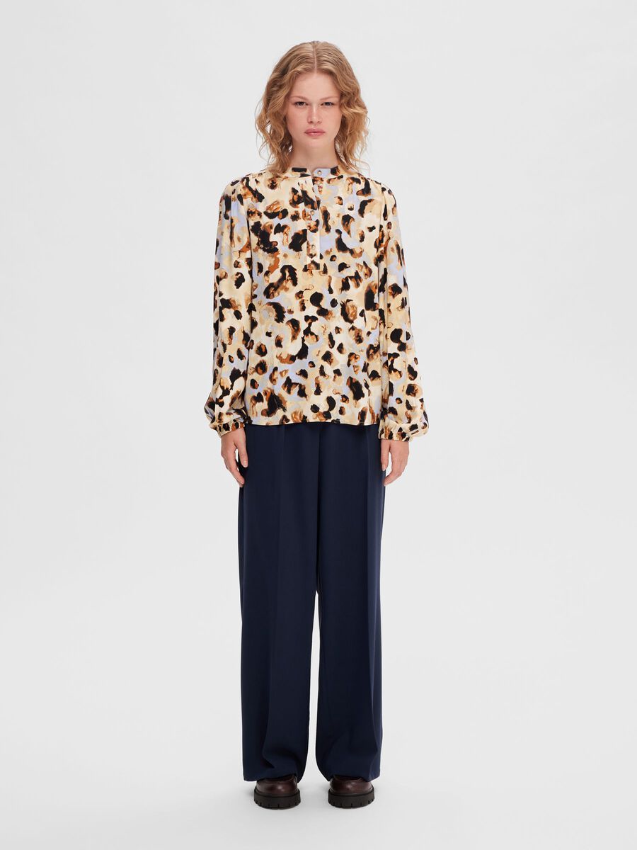 Shop the Look - slfpsy2023w29wedjul87_1689766528606_16091042_Sandshell_1053687_005.jpg