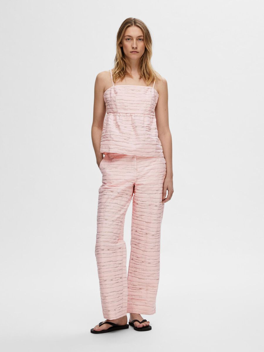 Shop the Look - slfpsy2024w19tuemay2_1715087999262_16092880_CradlePink_005.jpg