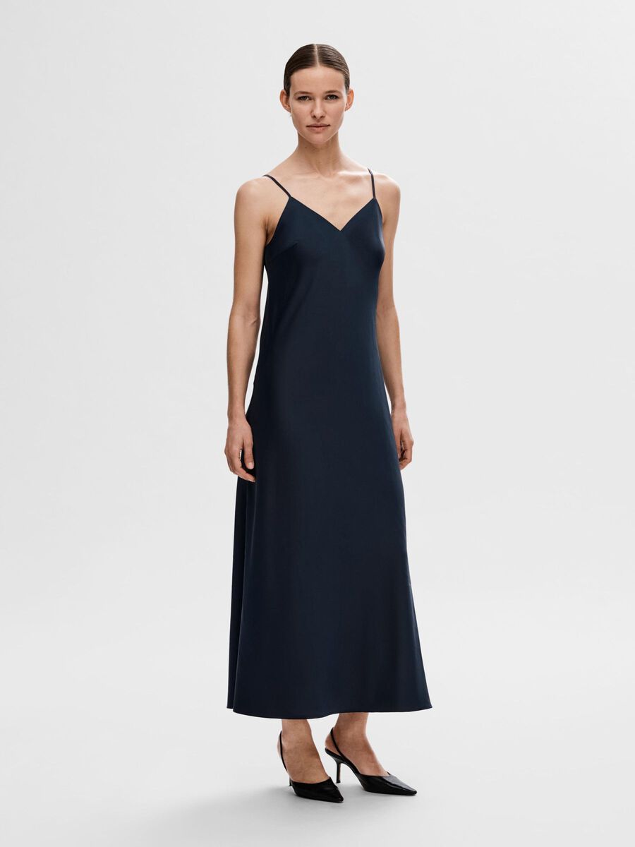 Shop the Look - slfpsy2024w5thufeb5_1706795663220_16092397_DarkSapphire_005.jpg