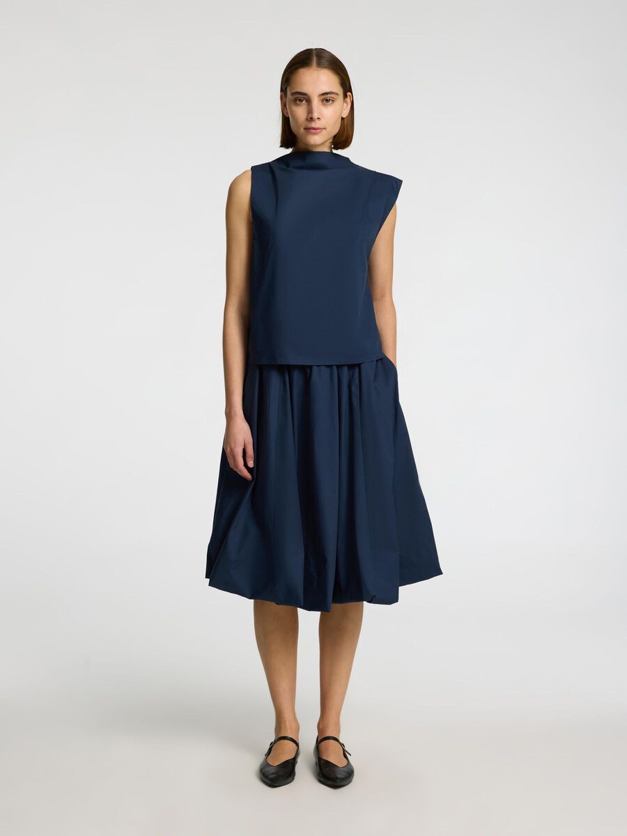 Shop the Look - slfpsy2025w12monmar6_1742203732607_16099016_OuterSpace_005.jpg