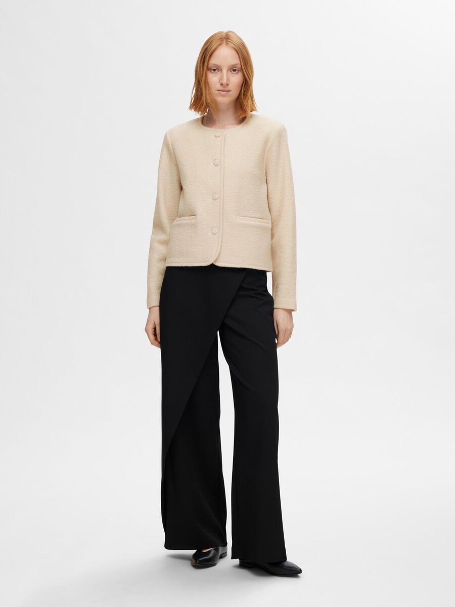 Shop the Look - slfpsy2024_content_oct_19_1747316570285_16097339_Birch_005.jpg