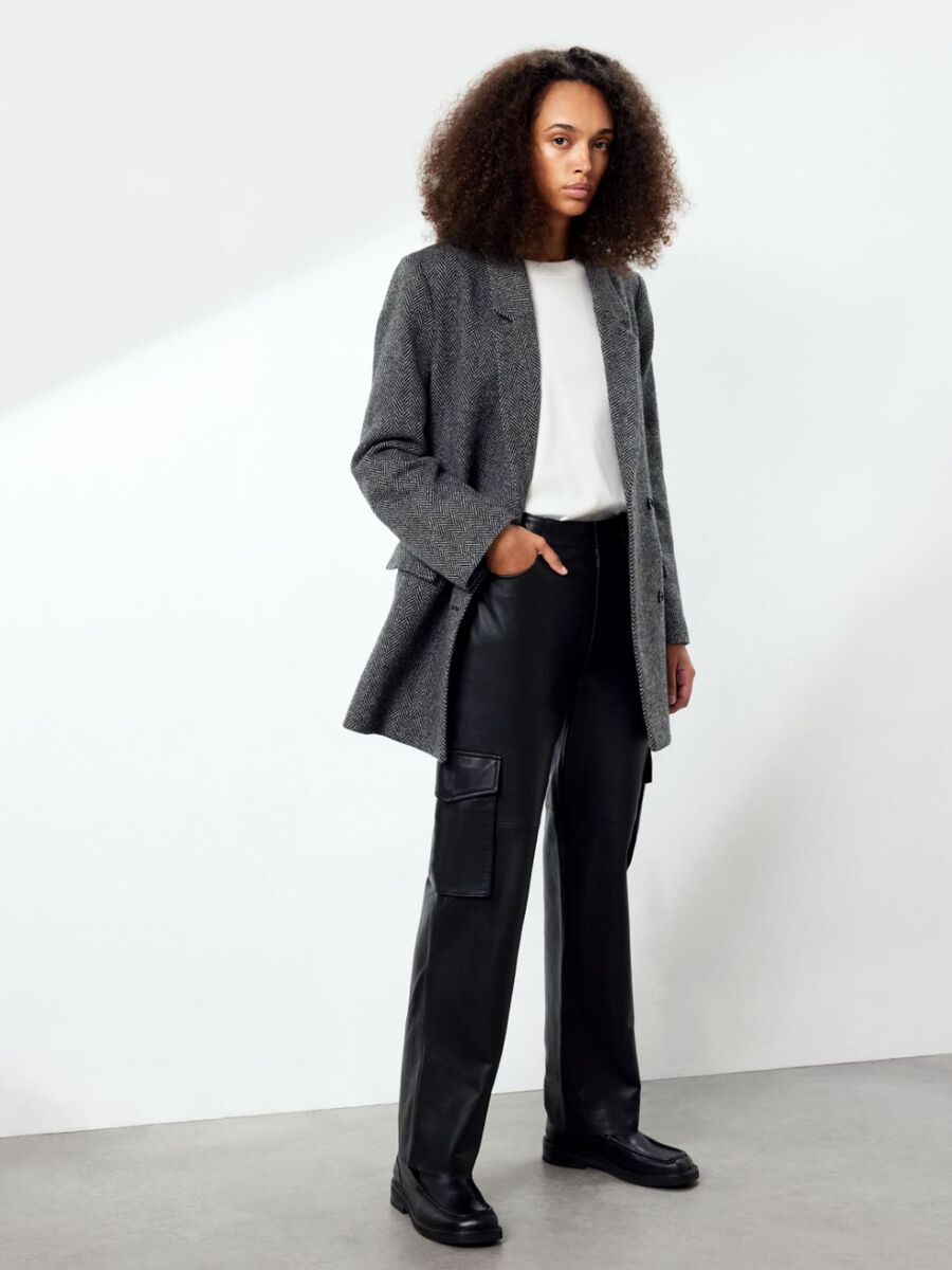 Shop the Look - slfpsy2023_content_nov_1_1698827857171_custom-0.jpg