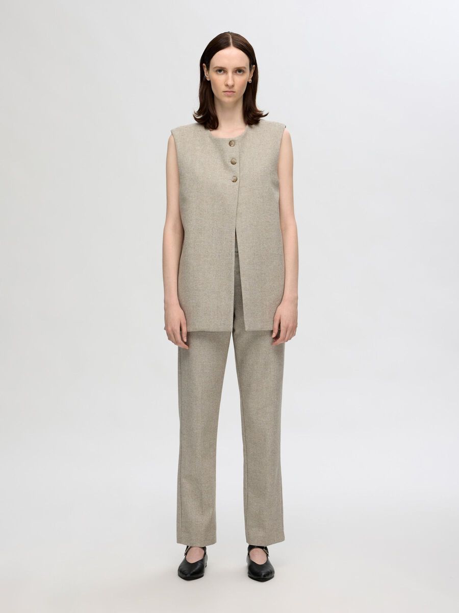 Shop the Look - slfpsy2024w45tuenov53_1730803543497_16094992_Sandshell_1128154_005.jpg