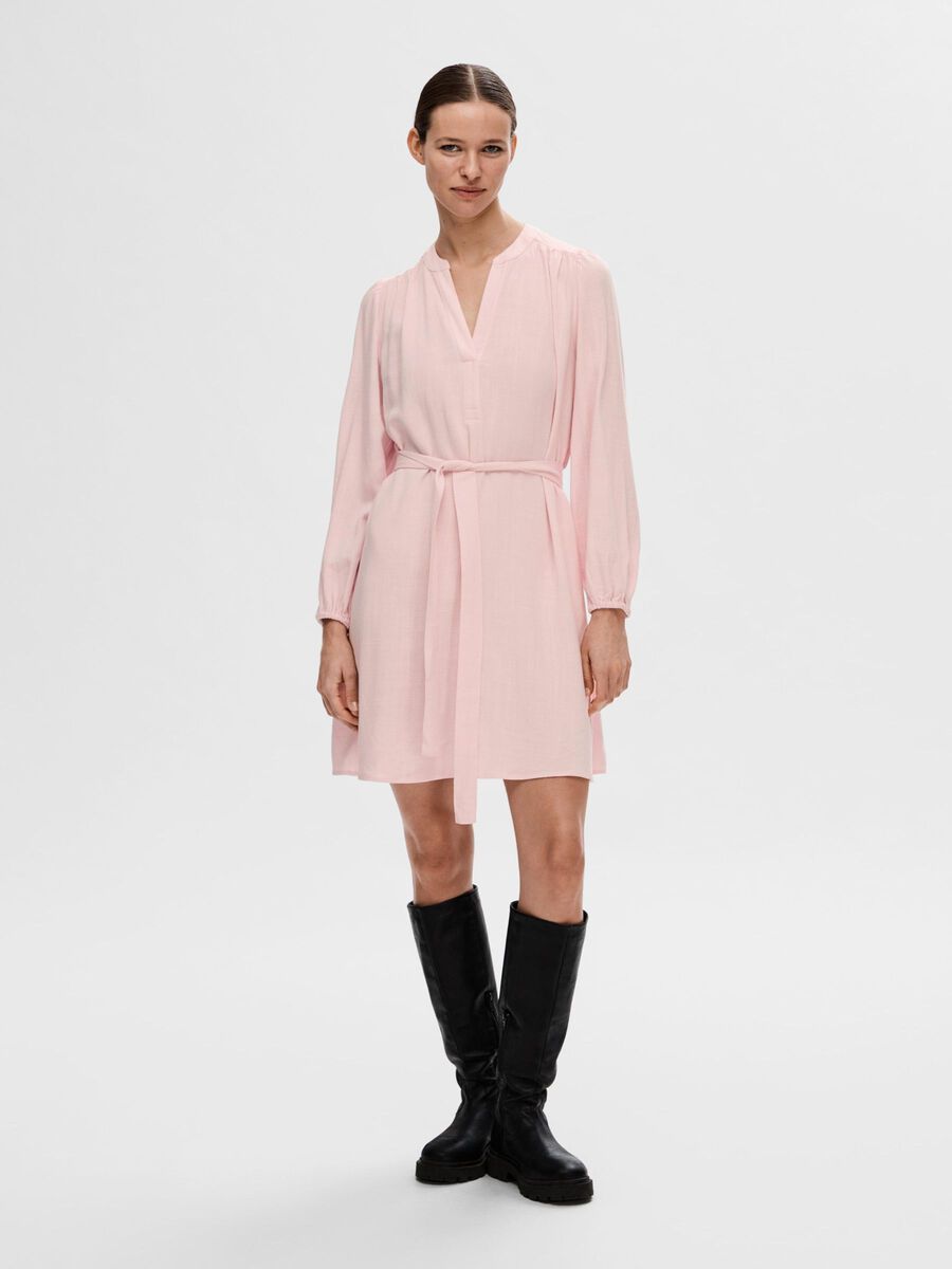 Shop the Look - slfpsy2024w5wedjan37_1706693364281_16093188_CradlePink_005.jpg