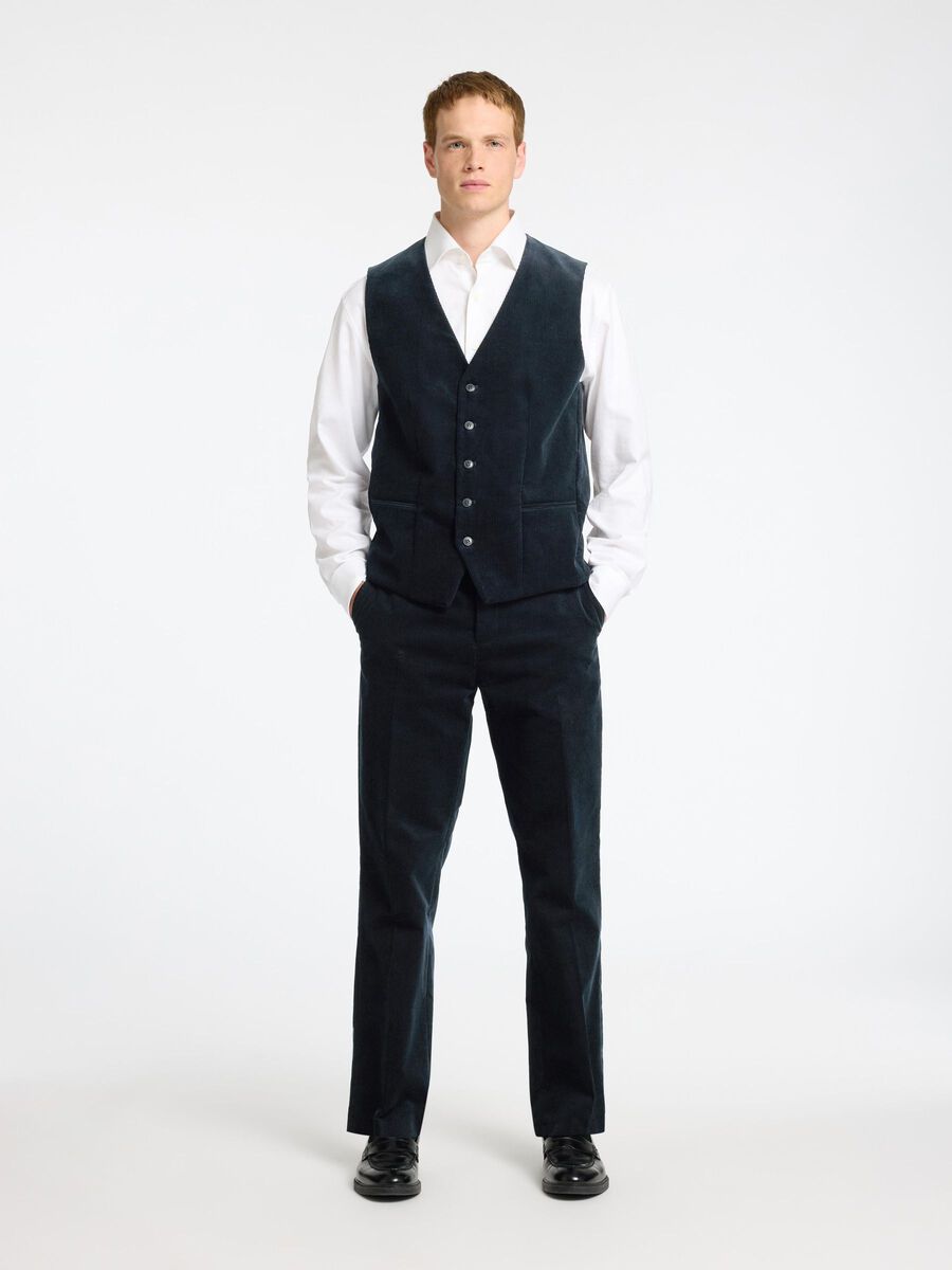 Shop the Look - slhpsy2024w46thunov121_1731586720613_16094865_SkyCaptain_1125977_005.jpg