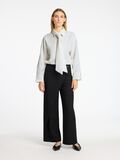 Shop the Look - slfpsy2024_content_oct_22_1747316570516_16095925_SnowWhite_005.jpg