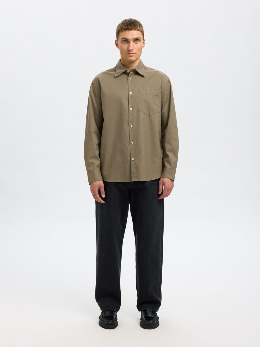 Shop the Look - slhpsy2025w12tuemar32_1742292840507_16096877_Vetiver_005.jpg