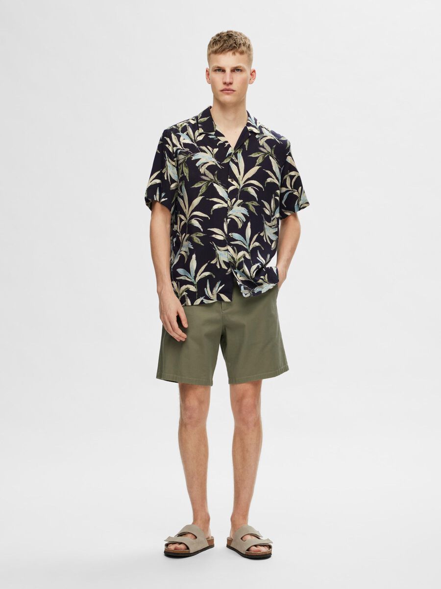 Shop the Look - slhpsy2024w23tuejun20_1717507536276_16093915_SkyCaptain_1105761_005.jpg