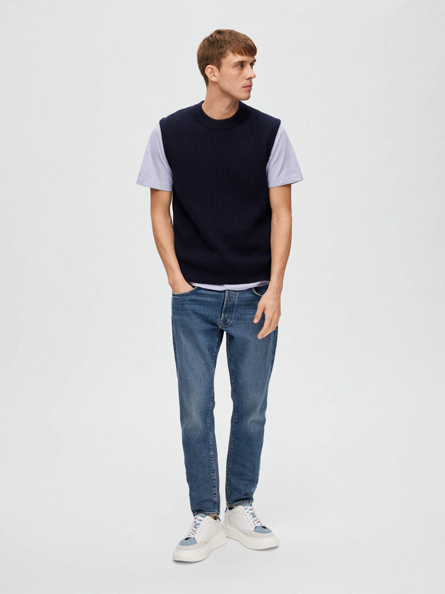 Shop the Look - slhpsy2023w16tueapr64_16079860_SkyCaptain_005.jpg