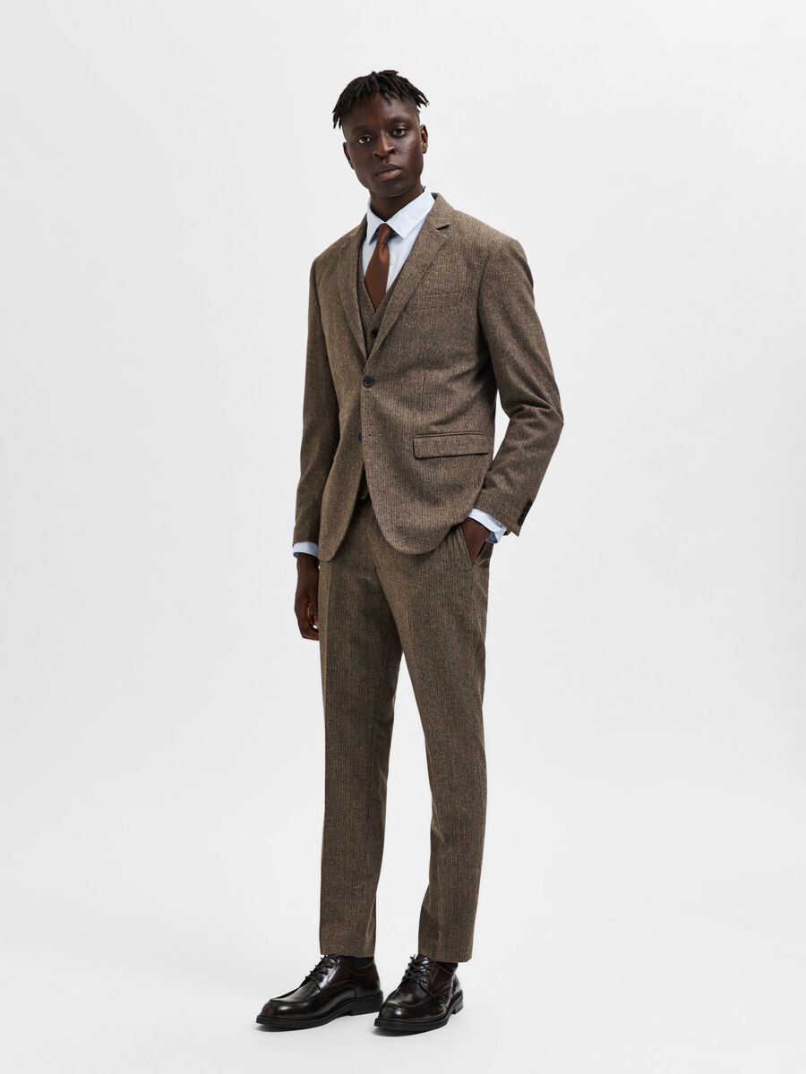 Shop the Look - slhpsy2022w47thunov25_16085274_Brownie_968682_005.jpg