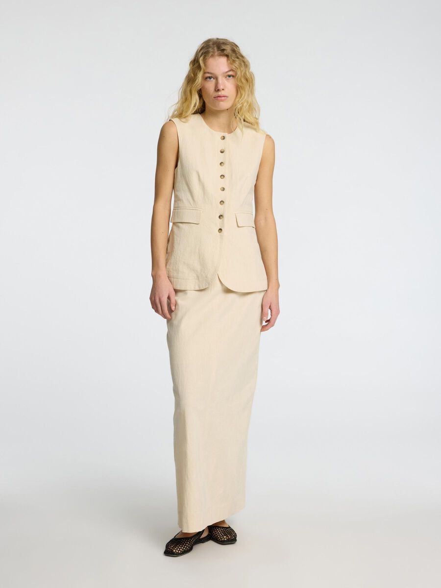 Shop the Look - slfpsy2025w2frijan85_1736505489944_16096927_Sandshell_005.jpg