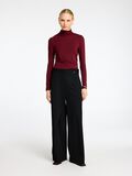 Shop the Look - slfpsy2024w45thunov7_1730974610731_16095800_Zinfandel_005.jpg