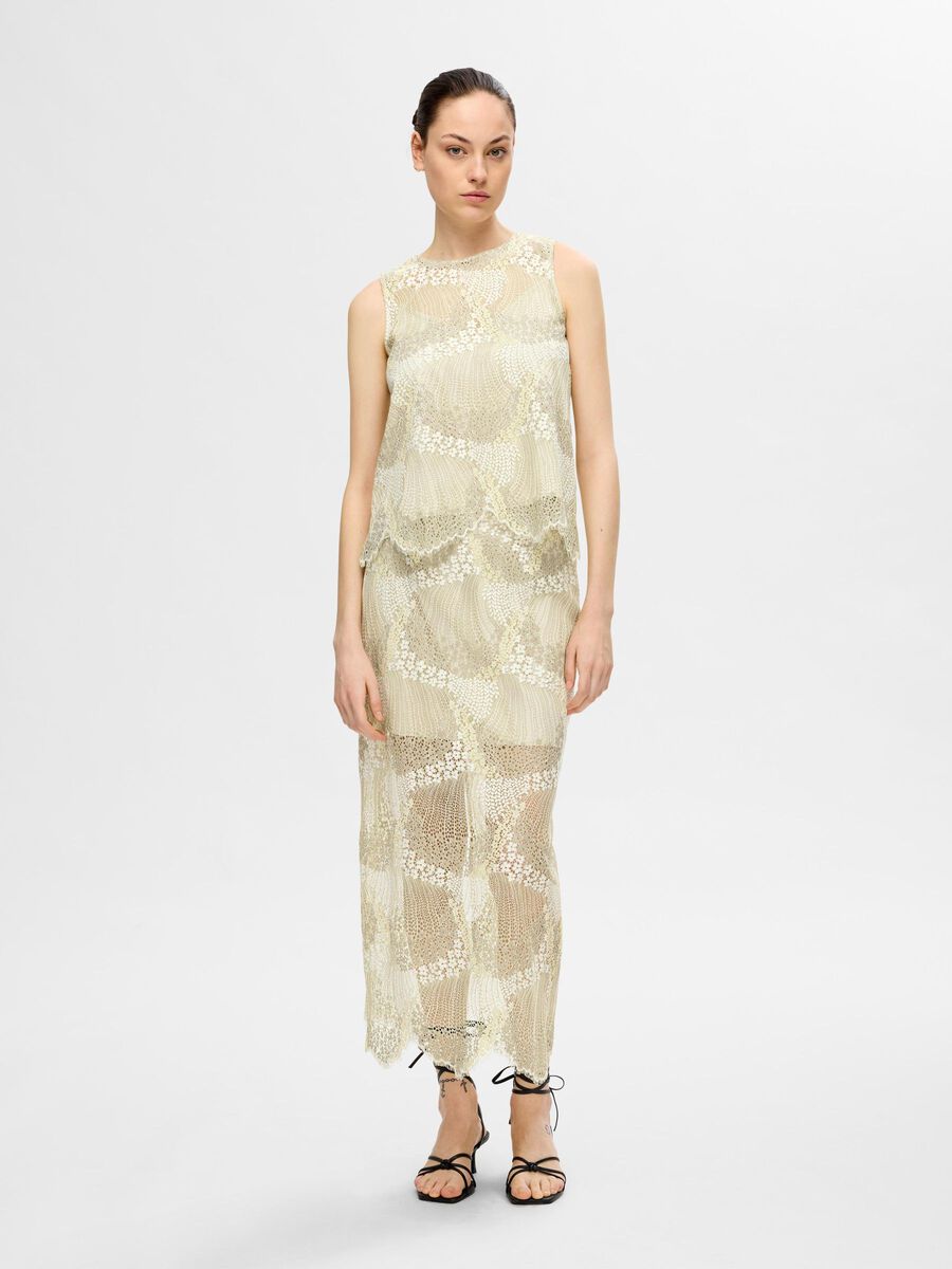 Shop the Look - slfpsy2024w20monmay32_1715606947931_16094140_Flan_005.jpg