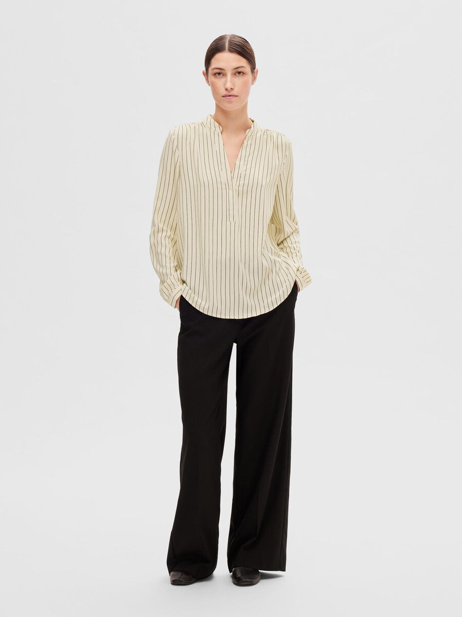 Shop the Look - slfpsy2023w51thudec16_1703169609338_16088179_Birch_1096943_005.jpg