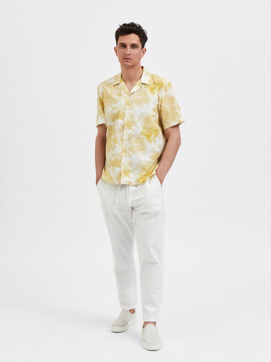 Shop the Look - slhpsy2022w19thumay74_16087538_GoldenNugget_982018_005.jpg