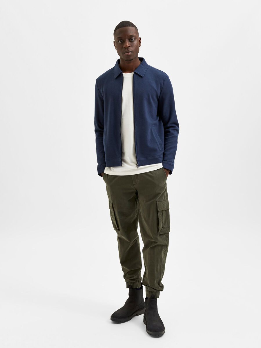 Shop the Look - slhpsy2022w5thujan7_16081980_NavyBlazer_005.jpg